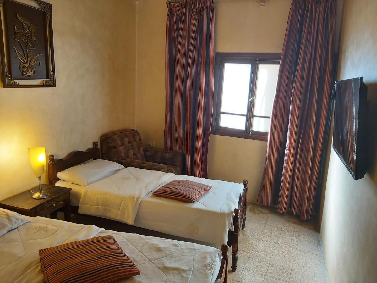 Riviera Hotel Amman Exterior photo